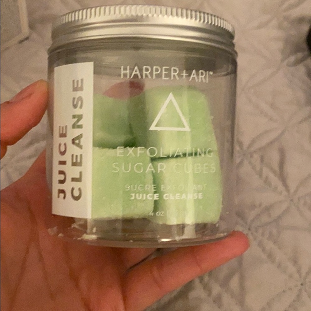 Exfoliating cubes